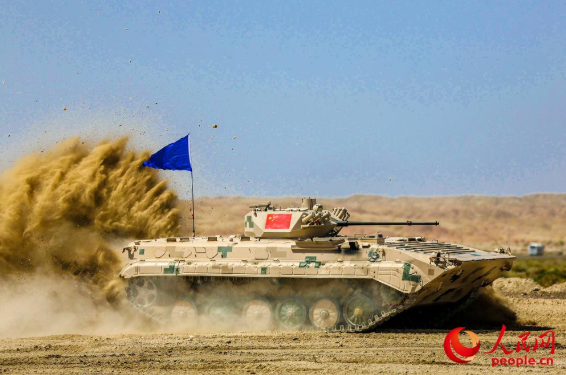 環(huán)球網(wǎng):又是第一！“蘇沃洛夫突擊”接力賽中國隊摘冠